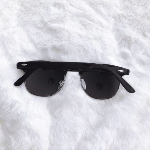 Harris Black Horn Rimmed Sunglasses - Picture 2 of 8